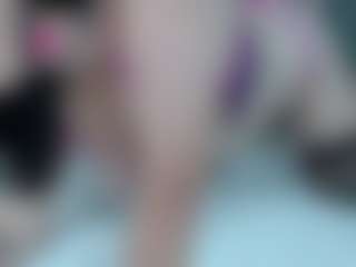 Live cam show with Kira-kirkros - New Toys on Gym Cam Girls