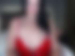 Live cam show with Kira-kirkros - Role Play on Camming Site