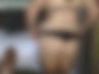 Kira-kirkros's Live Sex Cam Show