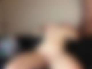 krissybarbie0825's Live Sex Cam Show
