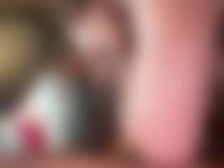 krissybarbie0825's Live Sex Cam Show