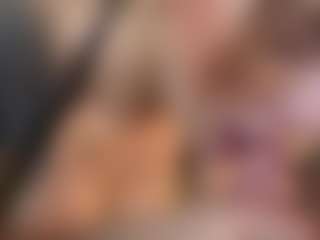 krissybarbie0825's Live Sex Cam Show