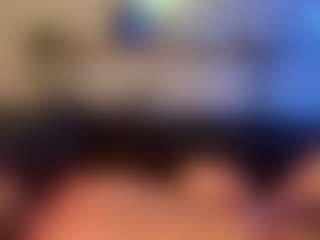Live cam show with krissybarbie0825 - Brown Hair on Livezox