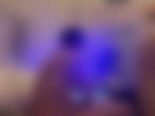krissybarbie0825's Live Sex Cam Show