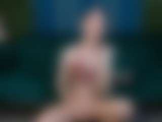 Live cam show with LauraineMisti - Smoking on Camsoda