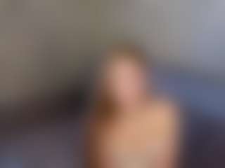 Live cam show with LisaDevis - Toys on TeamSkeetLive