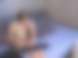Live cam show with LisaDevis - Flash on CamSodaAdn