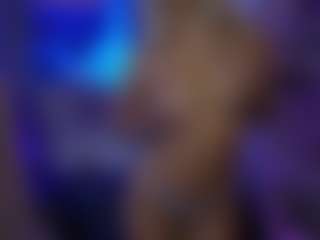LucyCutie's Live Sex Cam Show