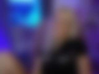 LucyCutie's Live Sex Cam Show