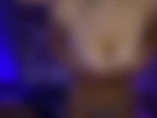 LucyCutie's Live Sex Cam Show