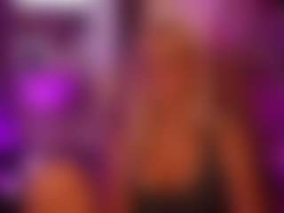 LucyCutie's Live Sex Cam Show