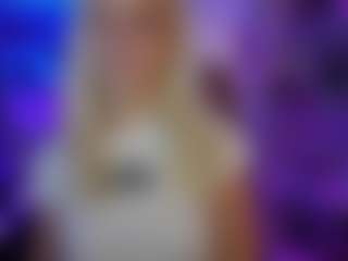 LucyCutie's Live Sex Cam Show