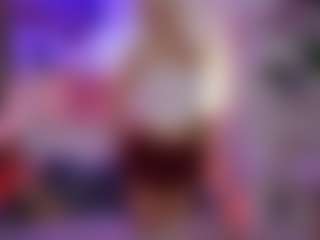 LucyCutie's Live Sex Cam Show