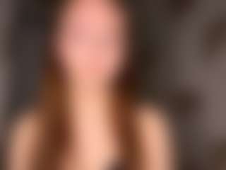 Live cam show with MatildeSchaalma - Striptease on live18s.com