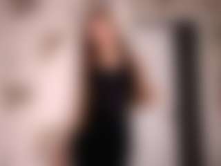 Live cam show with MatildeSchaalma - Normal on studioflirtlive.com