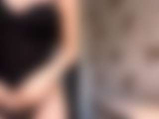 MatildeSchaalma's Live Sex Cam Show