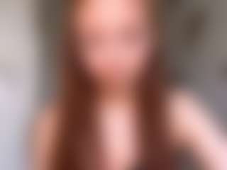 Live cam show with MatildeSchaalma - Facial Piercings on dropp.cam
