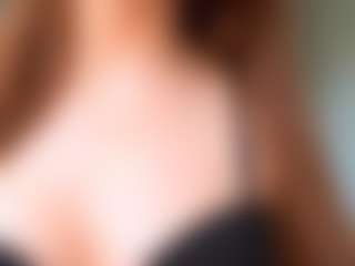 Live cam show with MatildeSchaalma - Spank Red Hair on Milfs Live