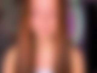 Live cam show with MatildeSchaalma - Teasing on Camsoda