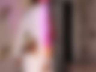 Live cam show with MatildeSchaalma - Panties on Chatstar