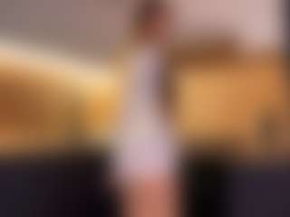 Live cam show with MatildeSchaalma - Teasing on CSO-WL