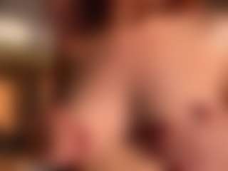 Live cam show with MatildeSchaalma - Body Massage on Camiplay Live