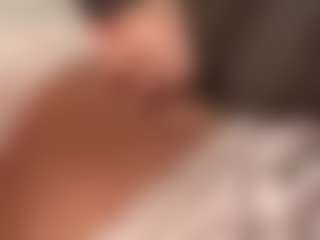 Live cam show with MatildeSchaalma - Spank Red Hair on Camsoda
