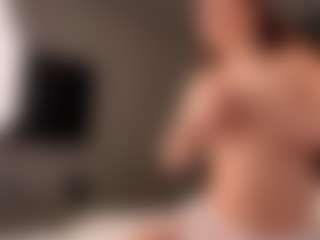 Live cam show with MatildeSchaalma - Normal on TeamSkeetLive