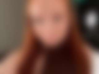 Live cam show with MatildeSchaalma - Upskirt on PervPlay.com