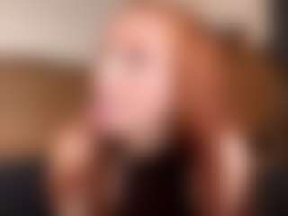Live cam show with MatildeSchaalma - Upskirt on xDating