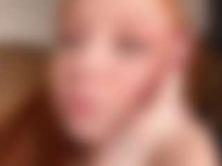 Live cam show with MatildeSchaalma - Facial Piercings on dropp.cam