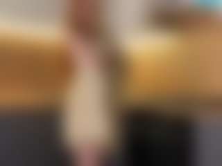 Show de cam en vivo con MatildeSchaalma - Teasing en Camsoda