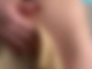 Live cam show with MatildeSchaalma - Striptease on studioflirtlive.com