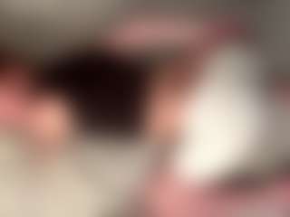 Live cam show with MatildeSchaalma - Spank Red Hair on Hubzter Live