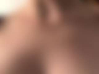 Live cam show with MatildeSchaalma - Fit on crypto-cams