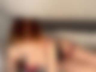 Live cam show with MatildeSchaalma - Redbone on UwU Esports