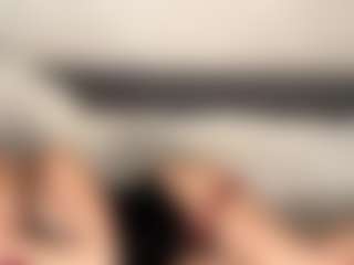 Live cam show with MatildeSchaalma - Panties on Milf Play