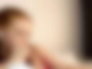 Live cam show with MatildeSchaalma - Redbone on googirlz