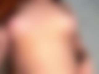 Live cam show with MatildeSchaalma - Doggy on 1on1-livenow