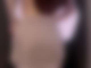 Live cam show with MatildeSchaalma - Upskirt on studioflirtlive.com