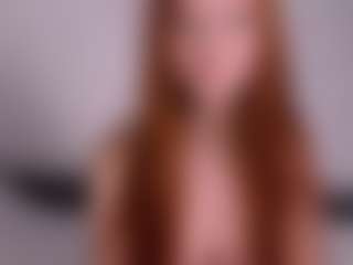 Live cam show with MatildeSchaalma - Petite on CamwithHer