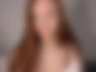 Live cam show with MatildeSchaalma - Striptease on instabang
