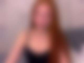 Live cam show with MatildeSchaalma - Teasing on Camsoda