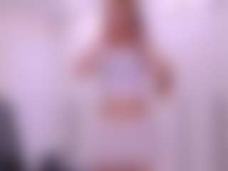 Live cam show with MatildeSchaalma - Athletic on Strip Flash - Live Sex Shows