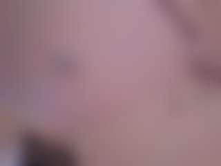 Live-Cam-Show mit MatildeSchaalma - Athletic Tease auf Camsoda