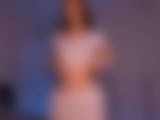 Live-camshow met MatildeSchaalma - Thong op Camsoda