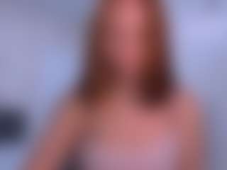 Live cam show with MatildeSchaalma - Smart on CamwithHer