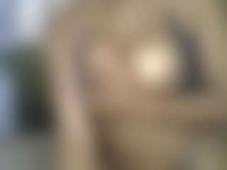 Melodyceline2's Live Sex Cam Show