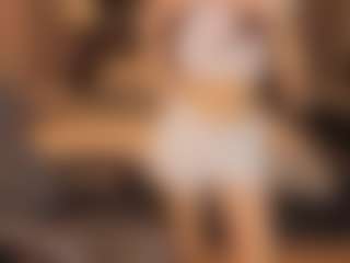 Live cam show with NicoleRossss - Body on makecum.org