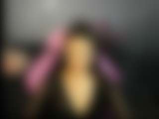 Live cam show with NicoleRossss - Privateshow on CamClone